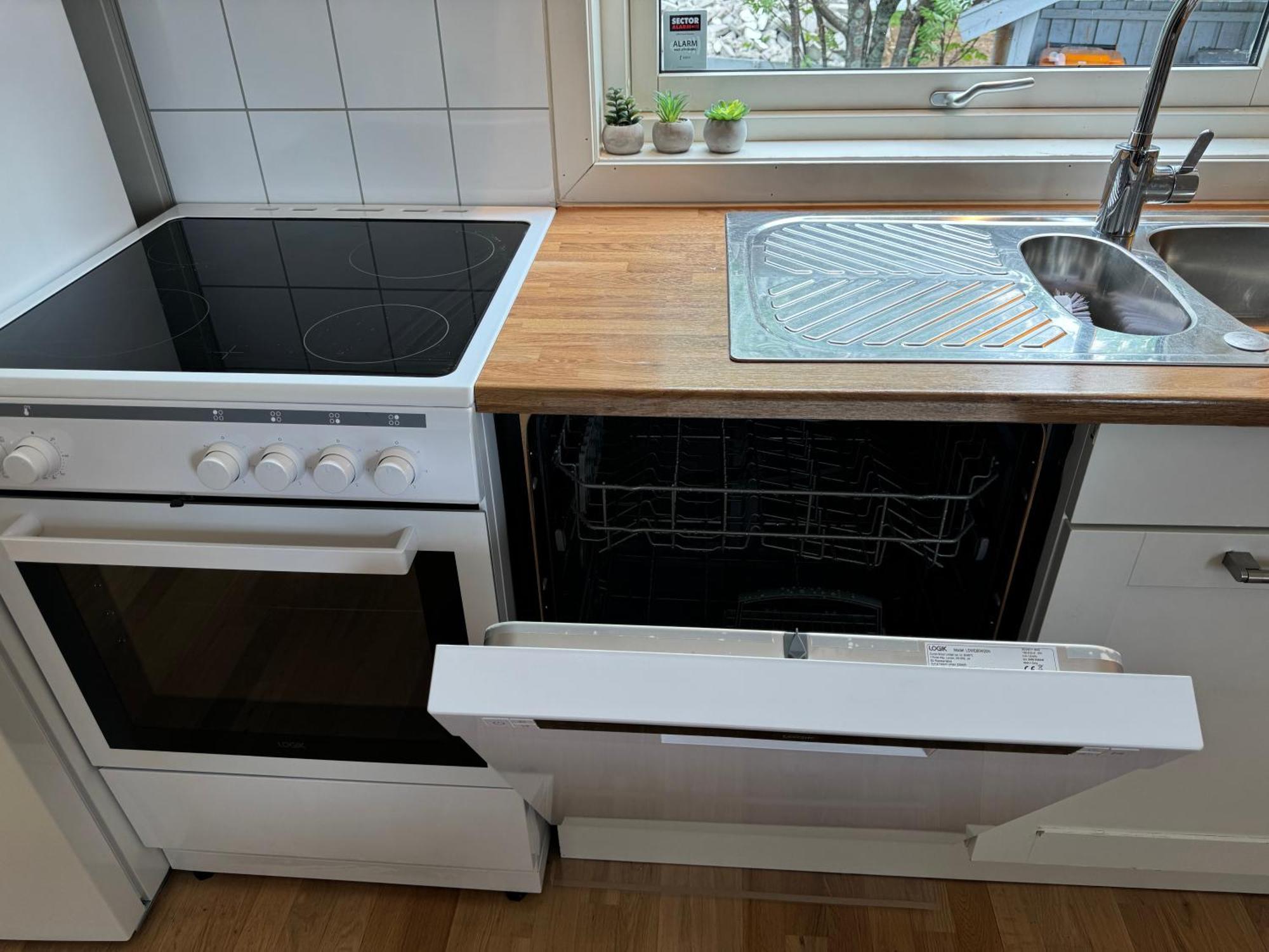 Walo Apartments Tromsdalen - Close To Cable Car And Arctic Cathedral, 10 Min By Bus To City Centre, Free Parking 特罗姆瑟 外观 照片