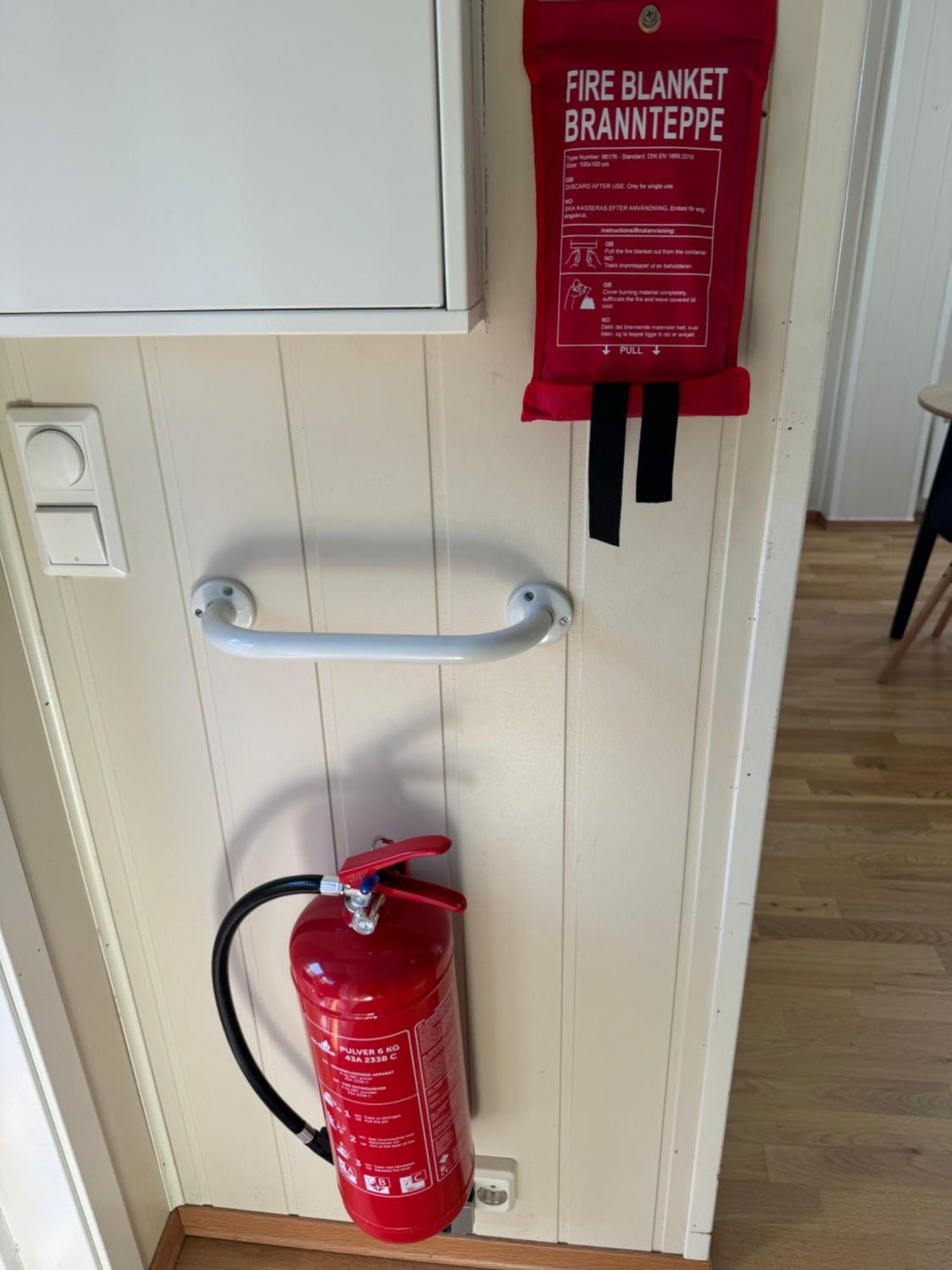 Walo Apartments Tromsdalen - Close To Cable Car And Arctic Cathedral, 10 Min By Bus To City Centre, Free Parking 特罗姆瑟 外观 照片